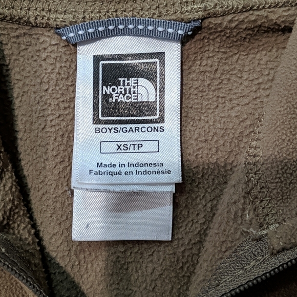 North face TKA 100  1/4 zip fleece. - Picture 2 of 2